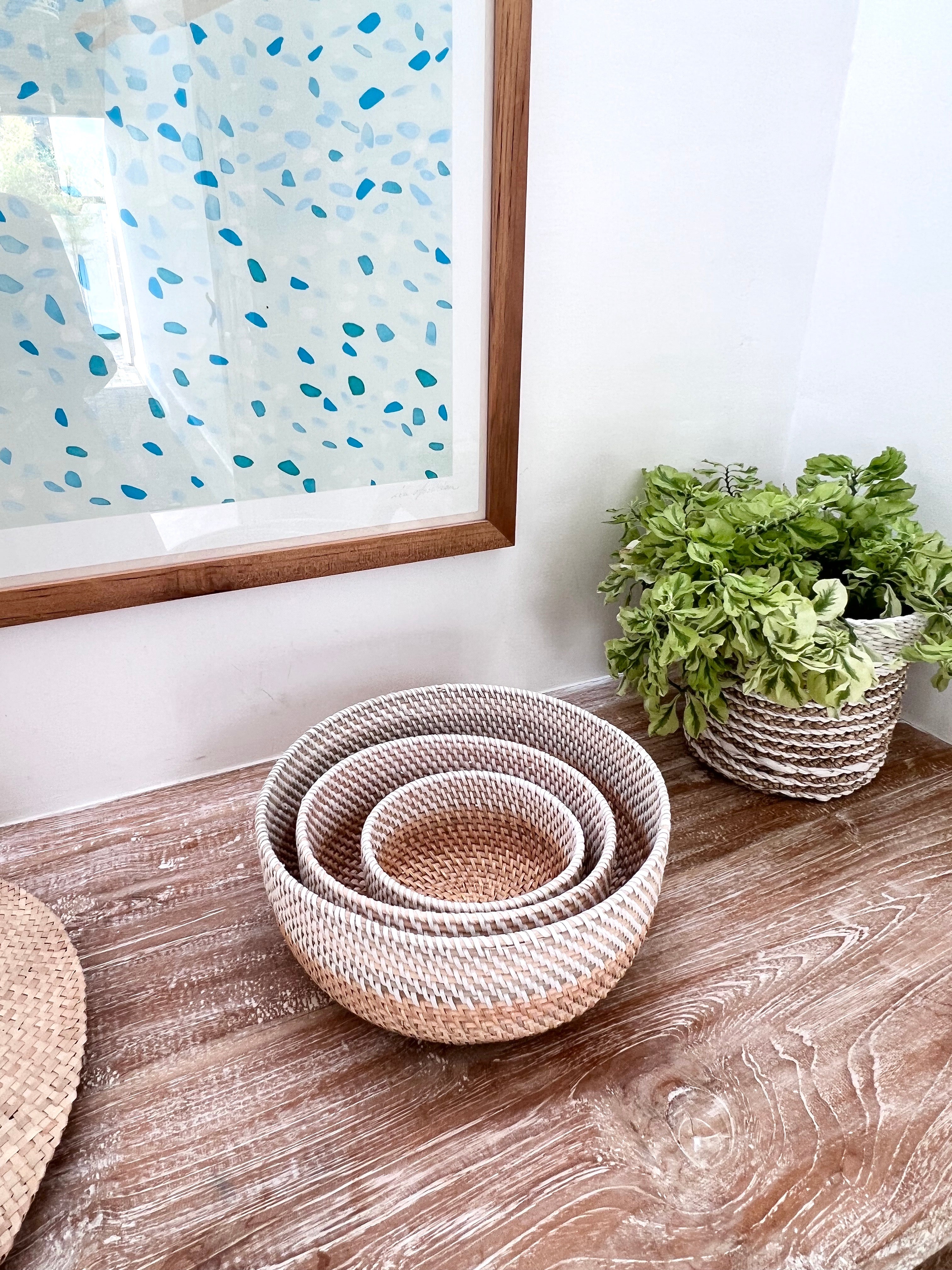 Milu II Rattan-Schale – Handgefertigt, Rund, in drei Größen, Perfekt für kleine Dinge, in verschiedenen Farben